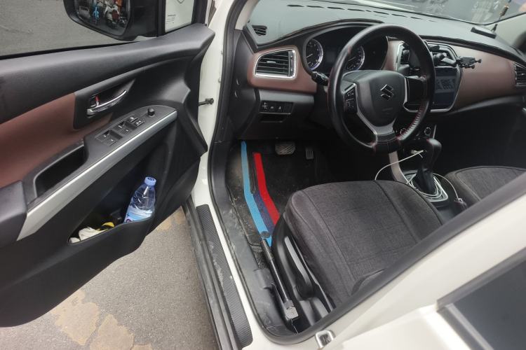 Used Suzuki Vitara S-Cross 2017 1.6L CVT Two-Wheel Drive Urban Fashion Model Interior 3