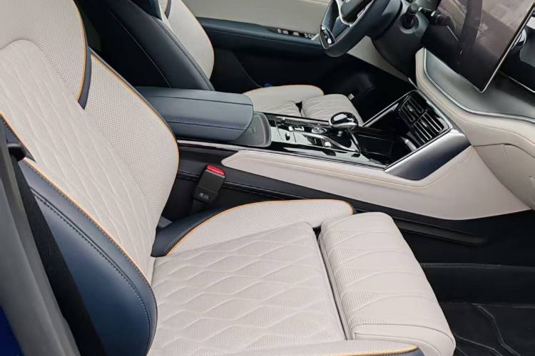 Used BYD Tang New Energy 2022 EV 635 km All-Wheel-Drive Flagship Model
