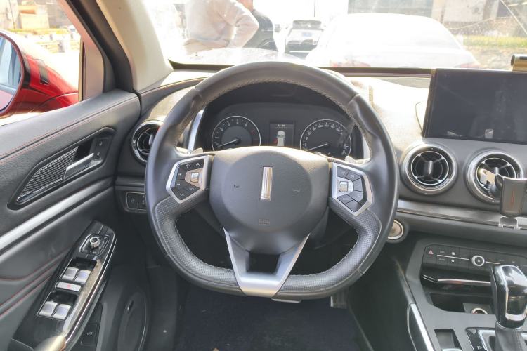 Used Wey VV5 2017 2.0T Ultra-Luxury Version
