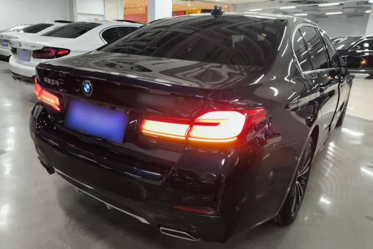 Used BMW 5 Series 2023 530Li xDrive M Sport Package Rear Right 45 Deg
