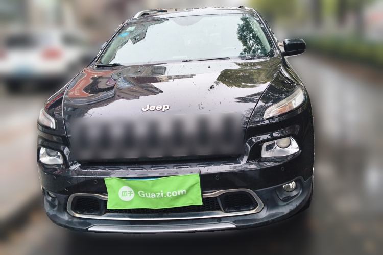 Used Jeep Cherokee 2016 2.4L Professional Edition Front