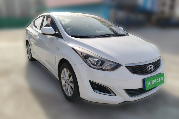 Used Hyundai Elantra (5th Generation / Langdong) 2016 1.6L Automatic Smart Version
