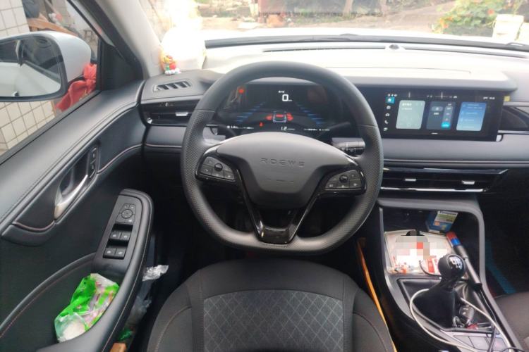 Used Roewe i5 2026 Model 1.5L Manual Comfort Version