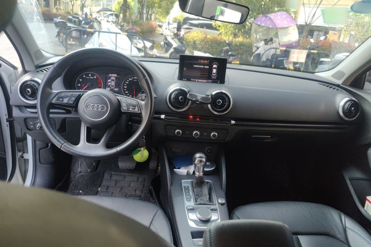 Used Audi A3 2018 30th Anniversary Edition Limousine 35 TFSI Fashion Model
