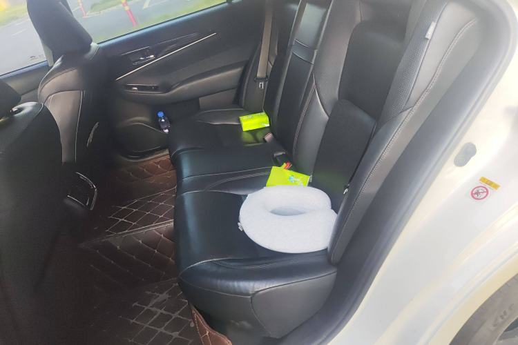 Used Toyota Crown 2015 2.0T Fashion Edition Left Rear Seat