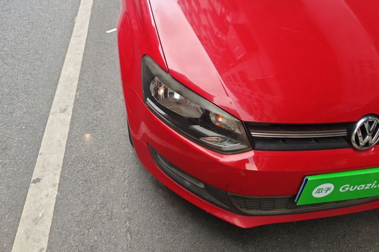 Used Volkswagen Polo 2011 1.4L Automatic ZhiShang Version Right Front Headlight