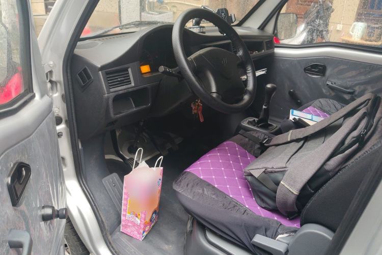 Used Wuling Zhiguang 2023 1.5L Utility Version with Enclosed Windows 2 Seats