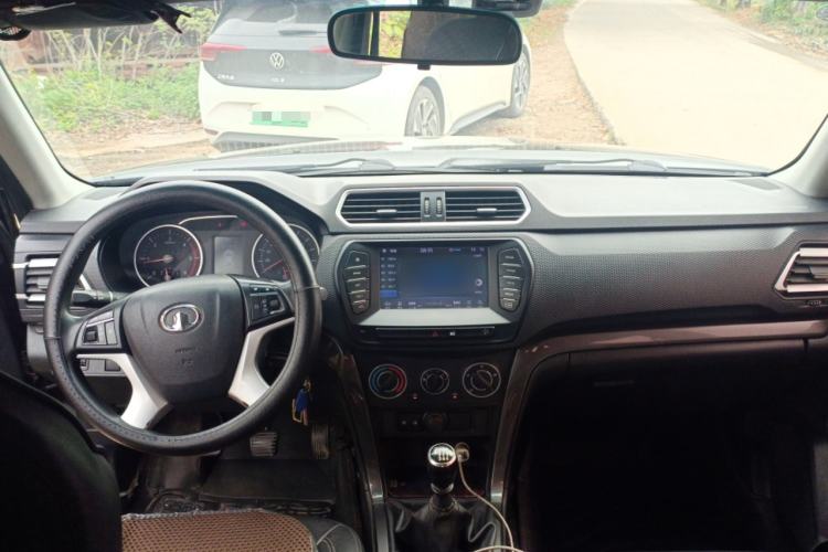 Used Great Wall Wingle 5 2017 2.0T European Version Diesel Two-Wheel Drive Elite Plus Big Double-Cab GW4D20D
