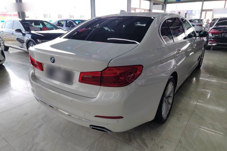 Used BMW 5 Series 2019 525Li Luxury Package