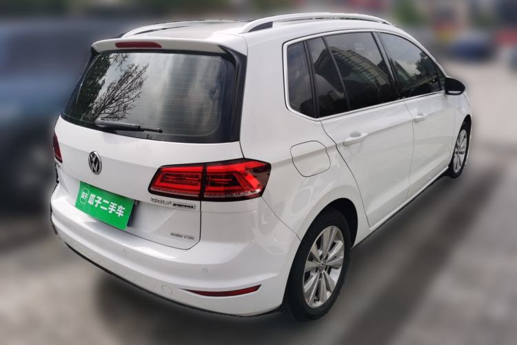 Used Volkswagen Golf Sportsvan 2018 230TSI Automatic Trend Edition Rear Right 45 Deg