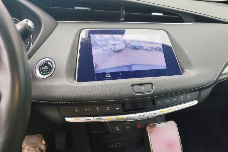 Used Cadillac XT4 2023 28T Two-Wheel-Drive Luxury Version
