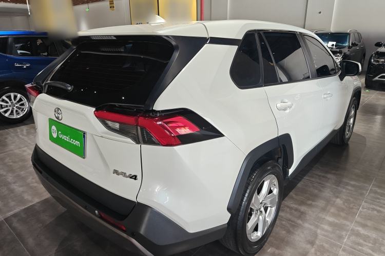 Used Toyota RAV4 2020 2.0L CVT Two-Wheel Drive Fashion Edition
