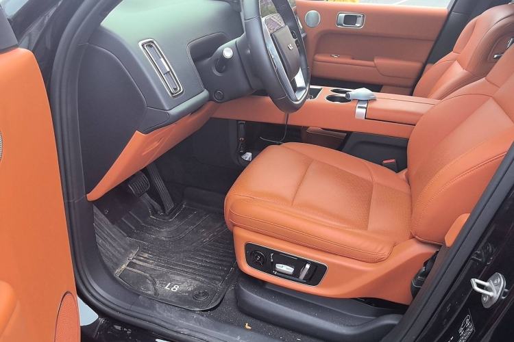 Used Li Auto L8 2023 Pro Model
