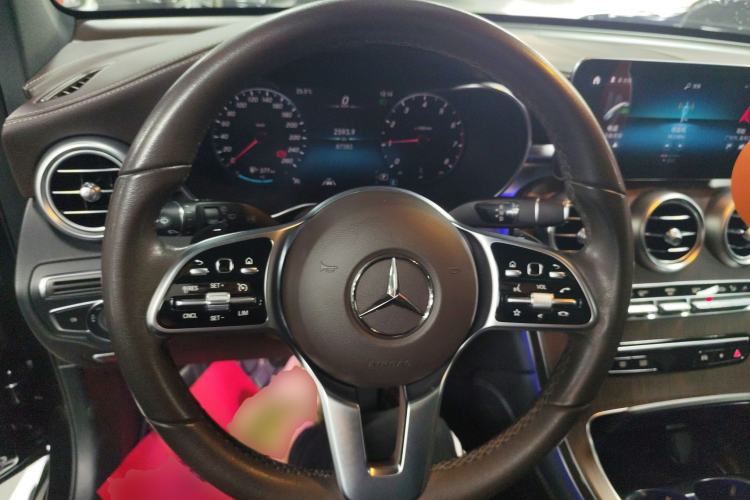 Used Mercedes-Benz GLC 2021 GLC 300 L 4MATIC Luxury Model Steering Wheel