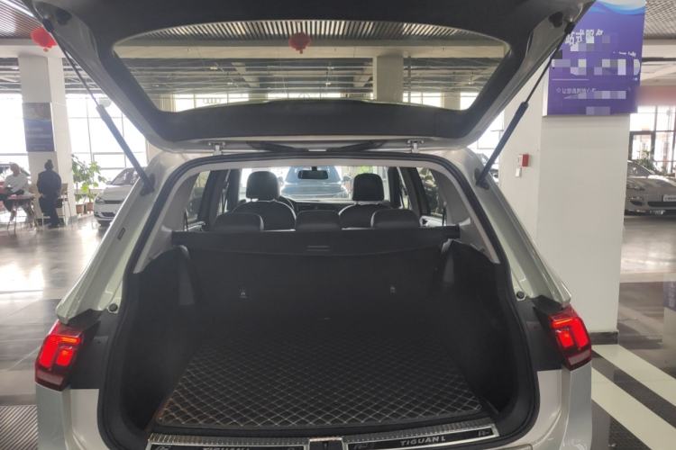 Used Volkswagen Tiguan L 2019 330TSI Automatic Two-Wheel Drive Panoramic Comfort Edition China V Standard
