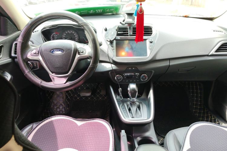 Used Ford Escort 2015 1.5L Automatic Fashion Model