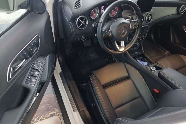 Used Mercedes-Benz GLA 2016 GLA 220 4MATIC Fashion Edition
