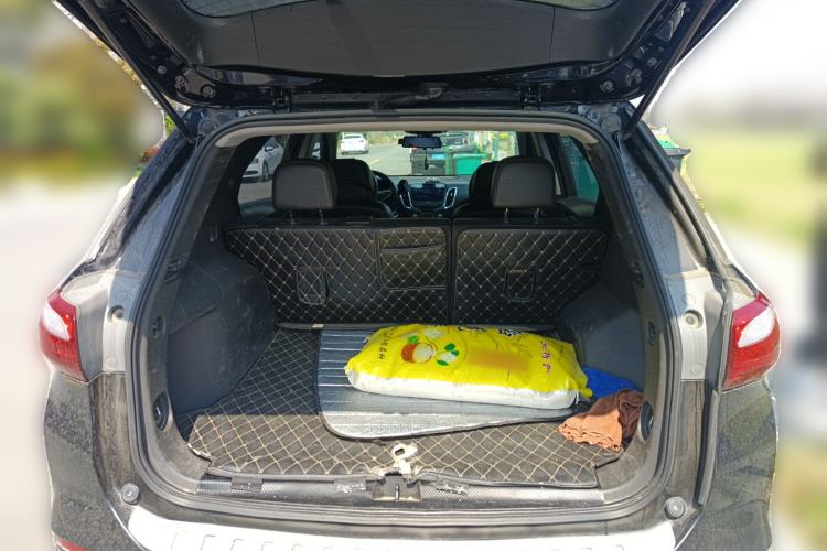 Used Chevrolet Equinox 2018 535T Automatic YuJie Edition Trunk