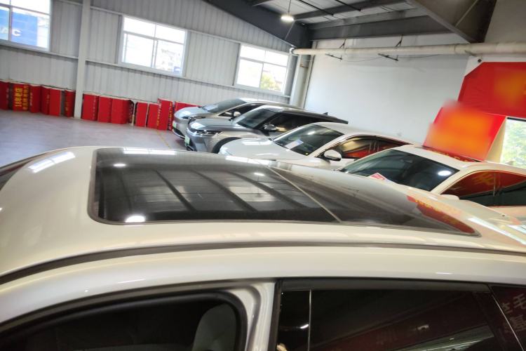 Used Changan UNI-Z New Energy 2024 Blue Whale Smart Electric iDD 125km Excellence Model
