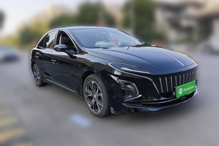 Used Hongqi E-QM5 2023 Base Travel Edition Front Right 45 Deg