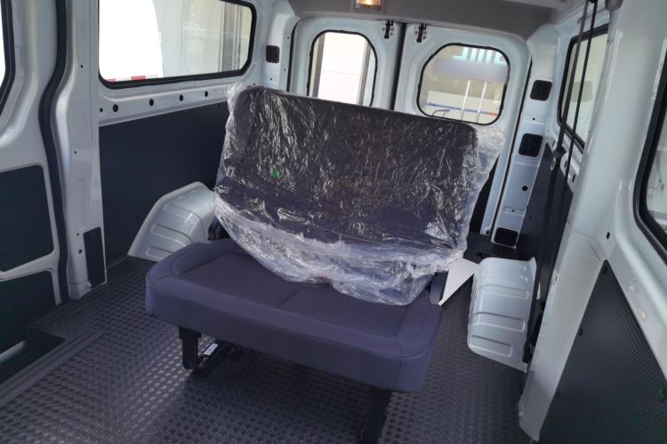 Used JMC E Fushun 2025 Model, Open Window Version, 41.86 kWh, Short Axle, Low-roof