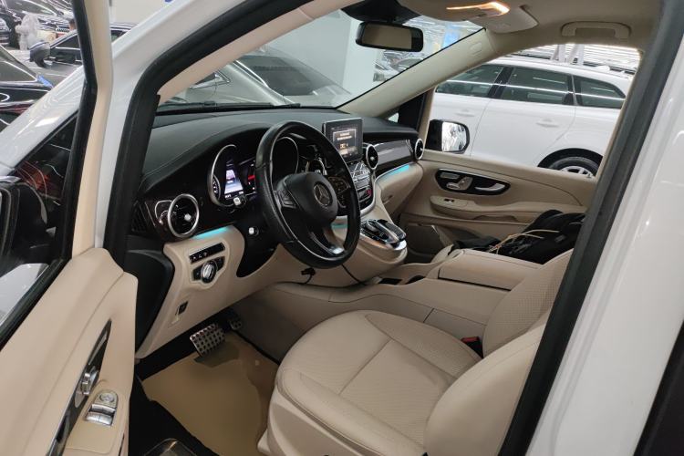 Used Mercedes-Benz V-Class 2016 V 260 Prestige Edition
