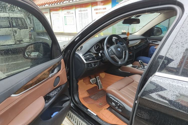 Used BMW X6 2017 xDrive28i
