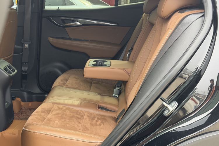 Used Buick Envision 2020 Encore S 652T Four-Wheel Drive Luxury Model
