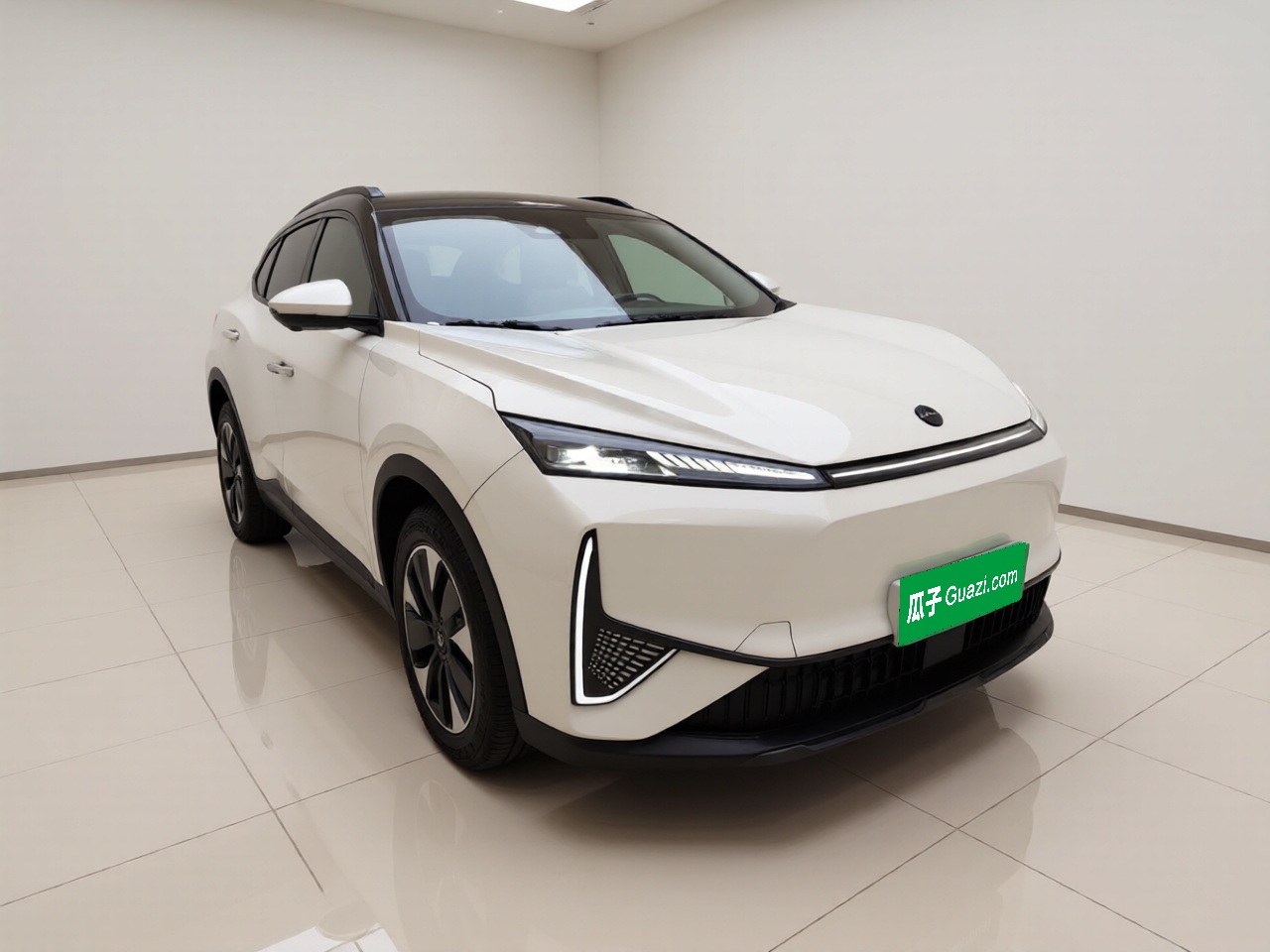 Dongfeng Aeolus L7 New Energy 2024 205 Plus — снимка 3