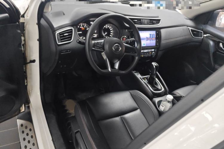 Used Nissan Qashqai 2022 2.0L CVT XV Smart Enjoyment Version Center Console