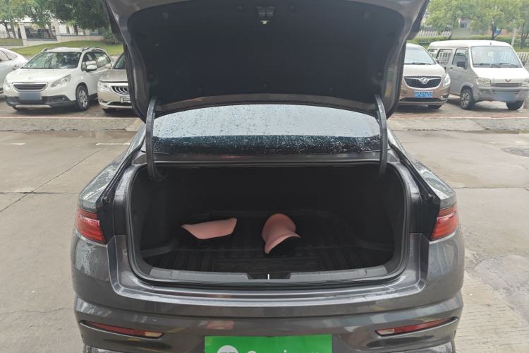 Used Geely Auto Preface 2023 1.5TD Kunlun Edition Trunk