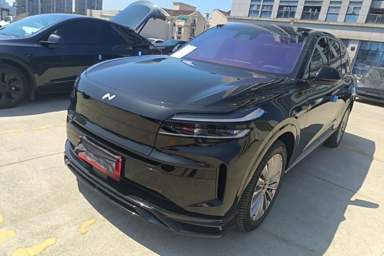 Used ONVO Luxeed L90 2025 Model—Ultra Six-Seater Version