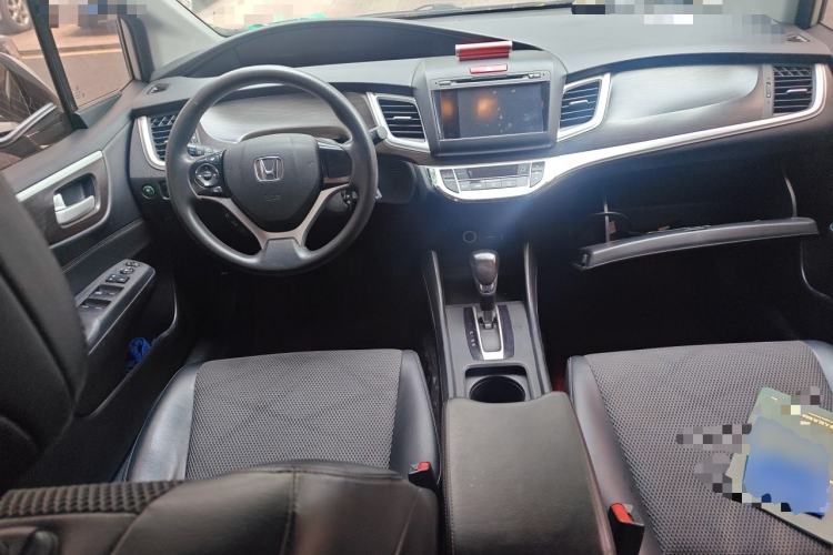 Used Honda Jade 2013 1.8L automatic Comfort version 5 seats
