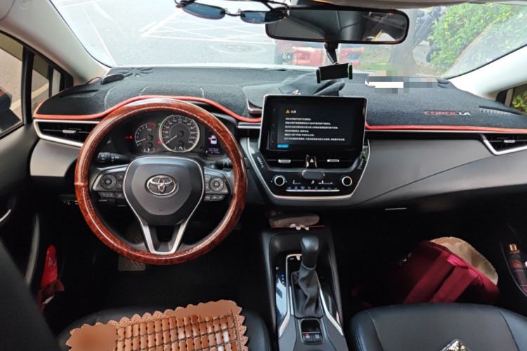 Used Toyota Corolla 2021 1.2T S-CVT Elite Edition Center Console