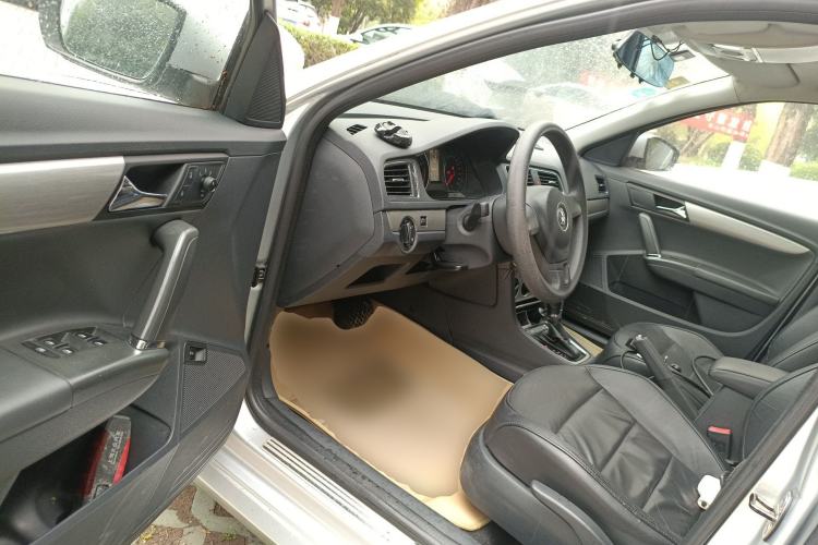 Used Volkswagen Lavida 2013 Restyled Classic 1.6L Automatic Comfort Edition