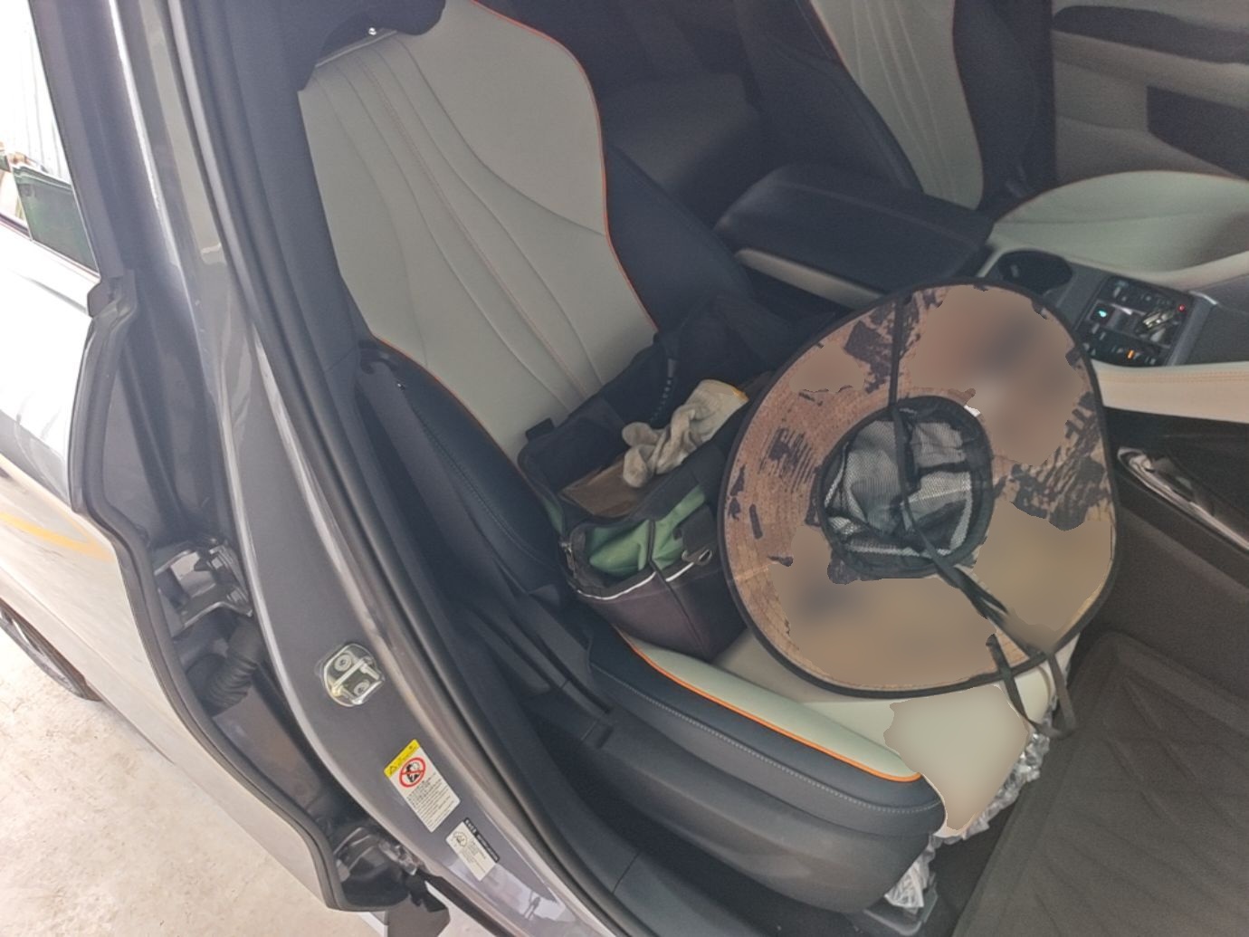 BYD Song PLUS New Energy 2024 Honor Edition EV 520km Luxury Model — снимка 19