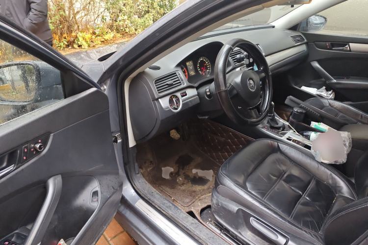 Used Volkswagen Passat 2011 1.8 TSI DSG Prestige Edition Driver Seat