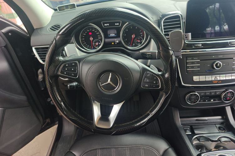 Used Mercedes-Benz GLS 2016 GLS 400 4MATIC Dynamic Model Steering Wheel