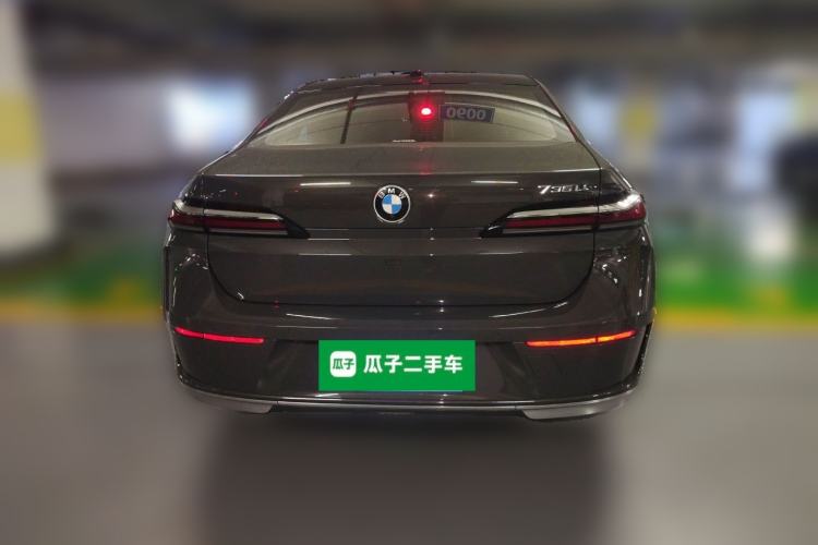 Used BMW 7 Series 2023 735Li Luxury Package
