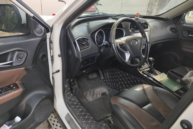 Used GAC Trumpchi GS5 Super 2015 1.8T Automatic Two-Wheel Drive Luxury Edition