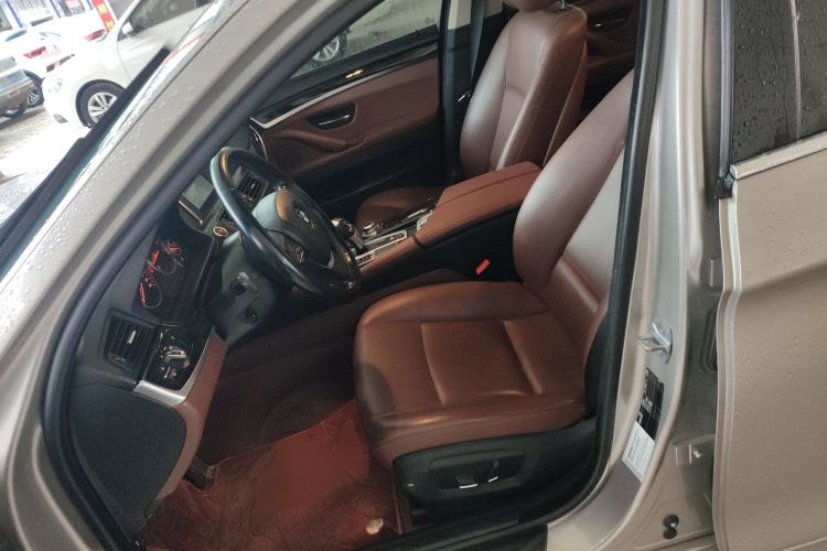 Used BMW 5 Series 2017 525Li Leading Model
