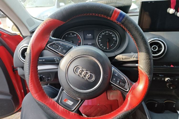 Used Audi A3 2014 Sportback 35 TFSI Automatic Comfort Model
