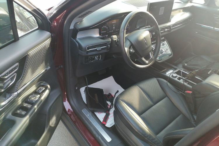 Used Lincoln Corsair 2021 2.0T Two-Wheel Drive Deluxe Edition Driver Seat