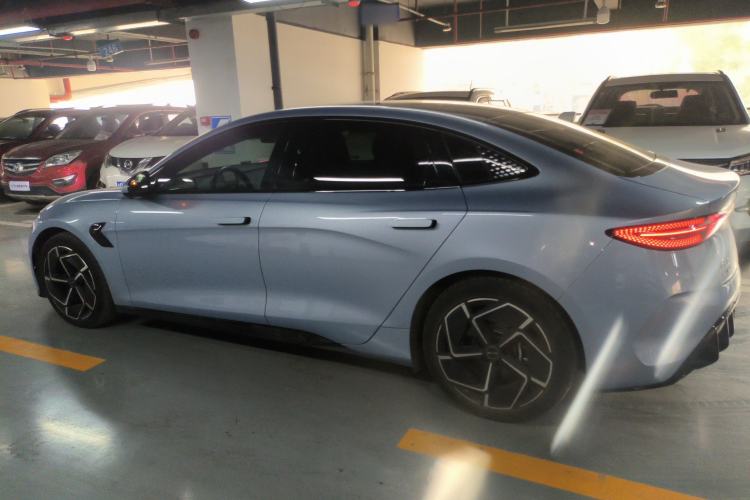 Used BYD Seal 2022 650 km All-Wheel-Drive Performance Version
