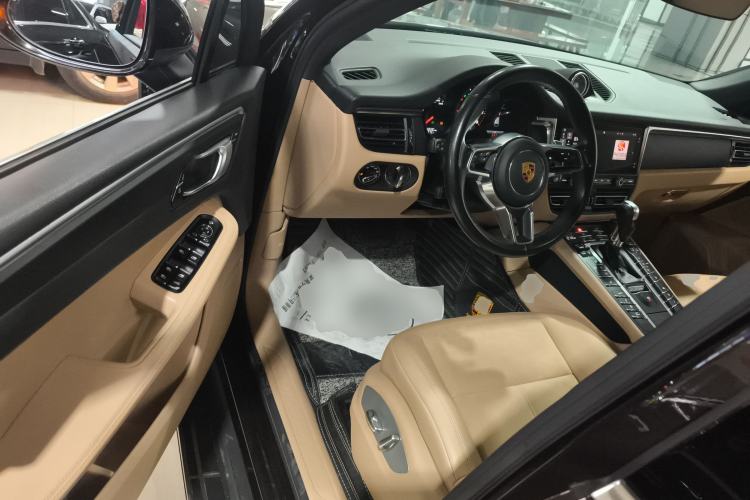 Used Porsche Macan 2018 Macan 2.0T