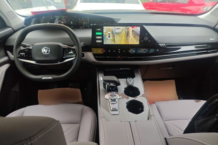 Used Changan UNI-K iDD 2023 Zhidian iDD 1.5T 135km Smart & Fun Model
