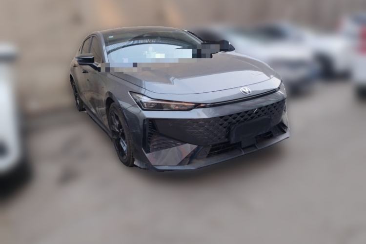 Used CHANGAN UNI-V 2024 1.5T Prestige Edition Front Right 45 Deg