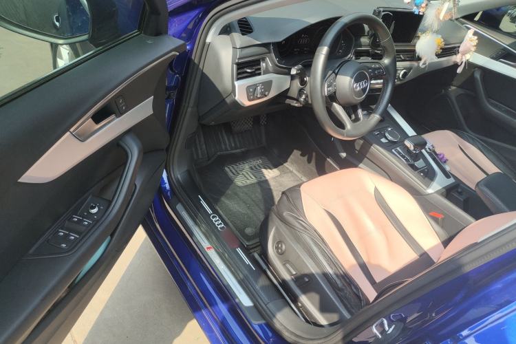 Used Audi A4L 2019 40 TFSI Fashion Version China V