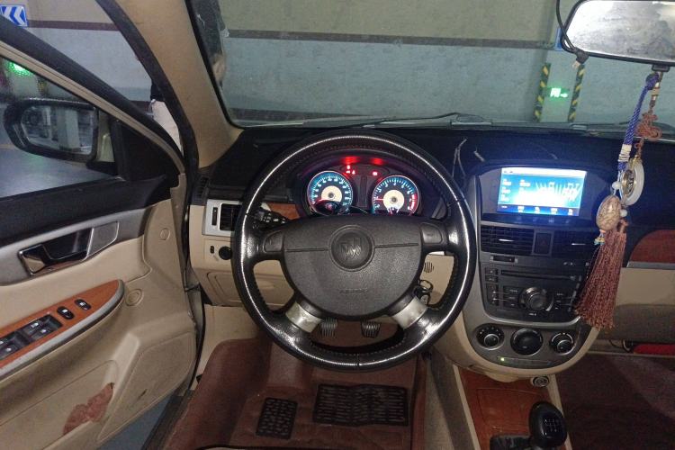 Used Buick Excelle 2011 1.6 LE-MT
