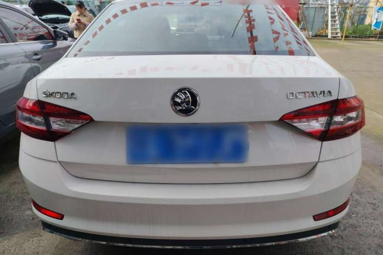 Used Skoda Octavia 2018 TSI230 DSG Luxury Edition